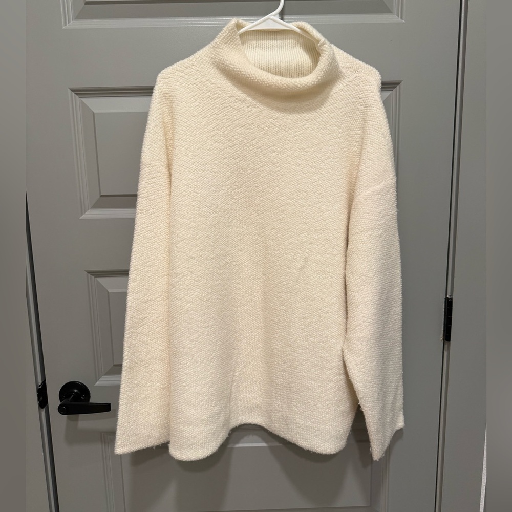 ARITZIA Mock Neck Sweater
